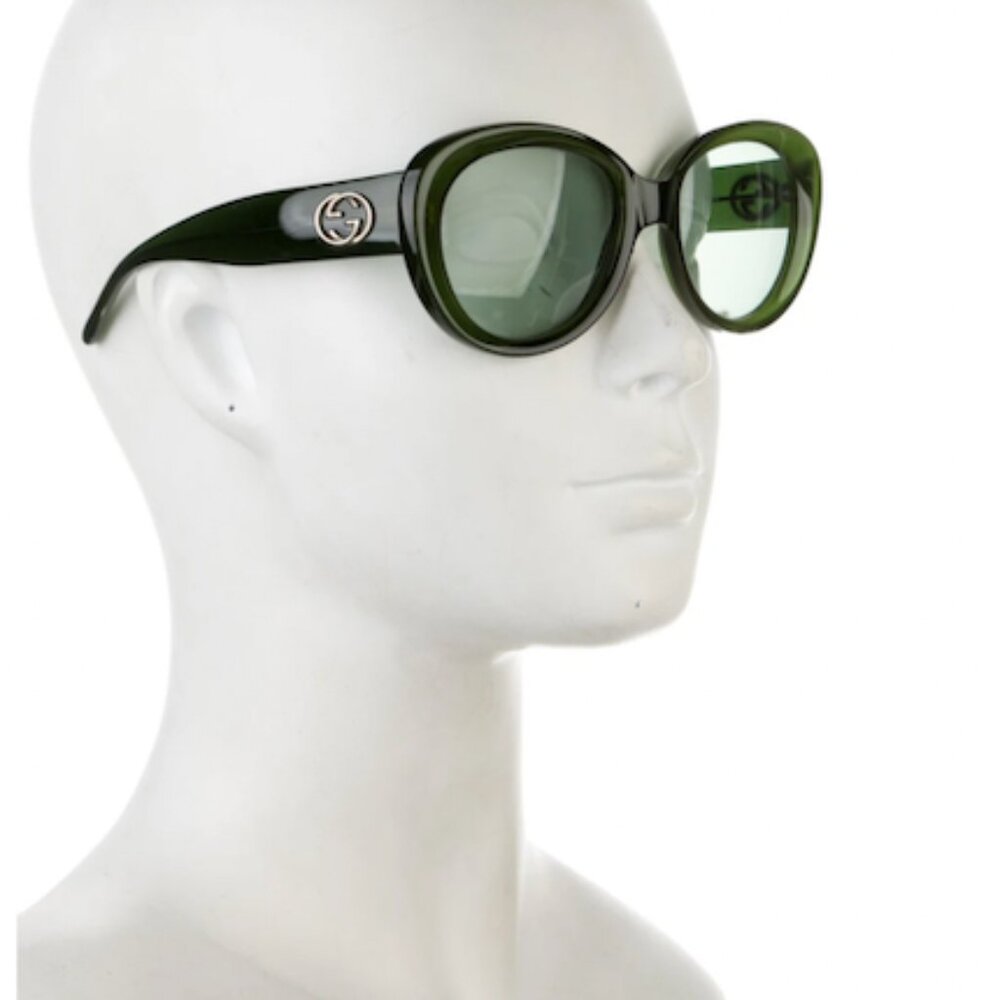 Vintage Green Gucci Cat-Eye Sunglasses + Case